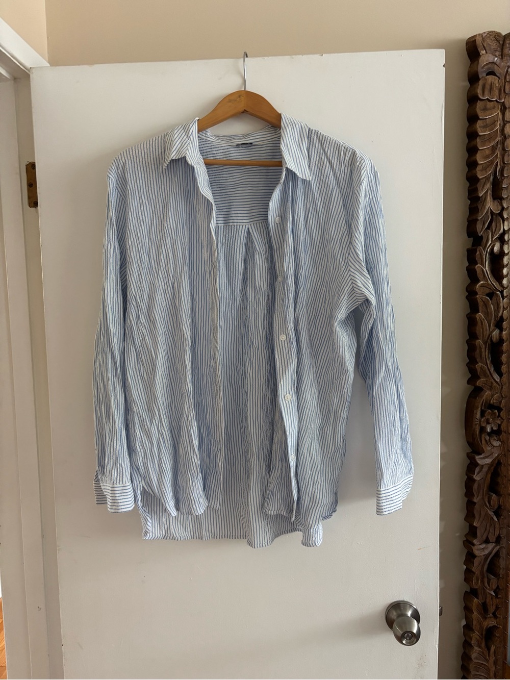 Reitmans Blue and White Striped Shirt